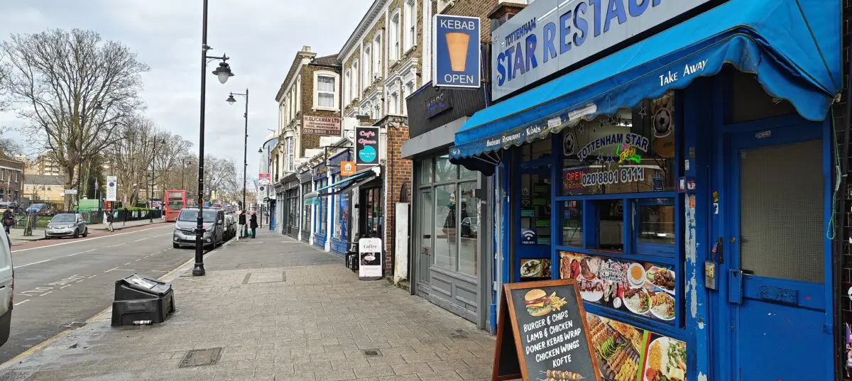 Butiksstemning fra Tottenham High Road