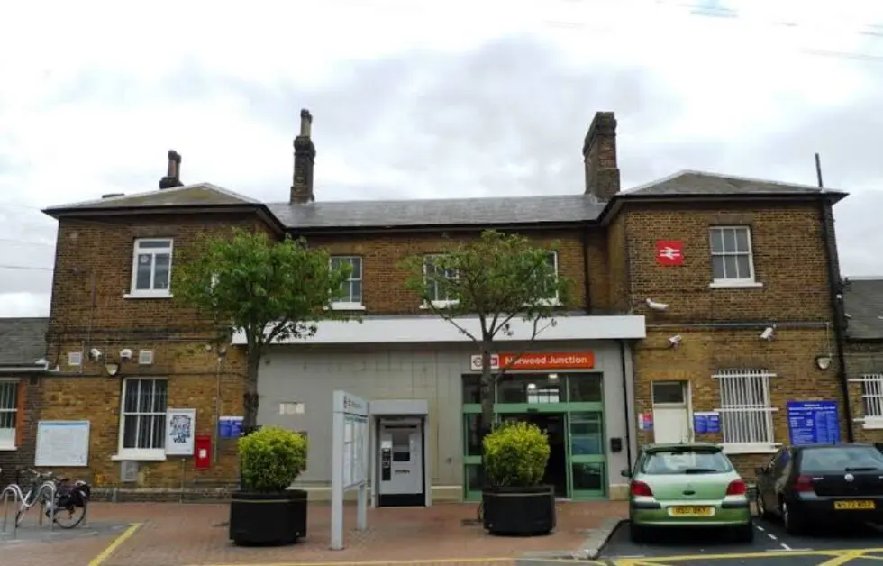 Noorwood Junction Station - Croyden