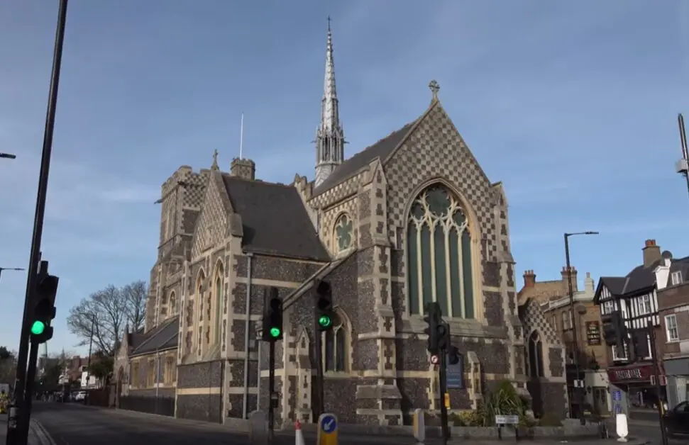 St John - Babtist kirke - Barnet